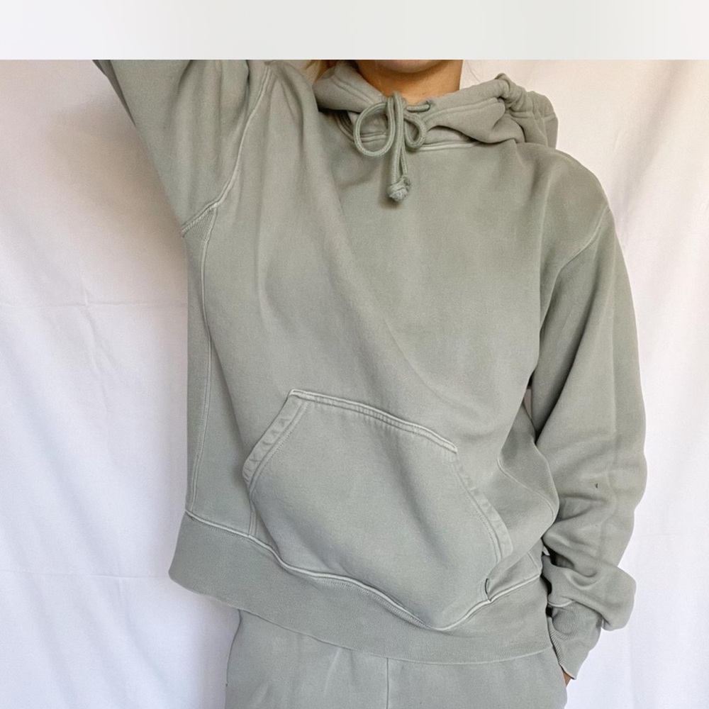 SET- aritzia sage Green TNA Cozyaf Sweatshirt + Boyfriend Mega Sweatpants SET